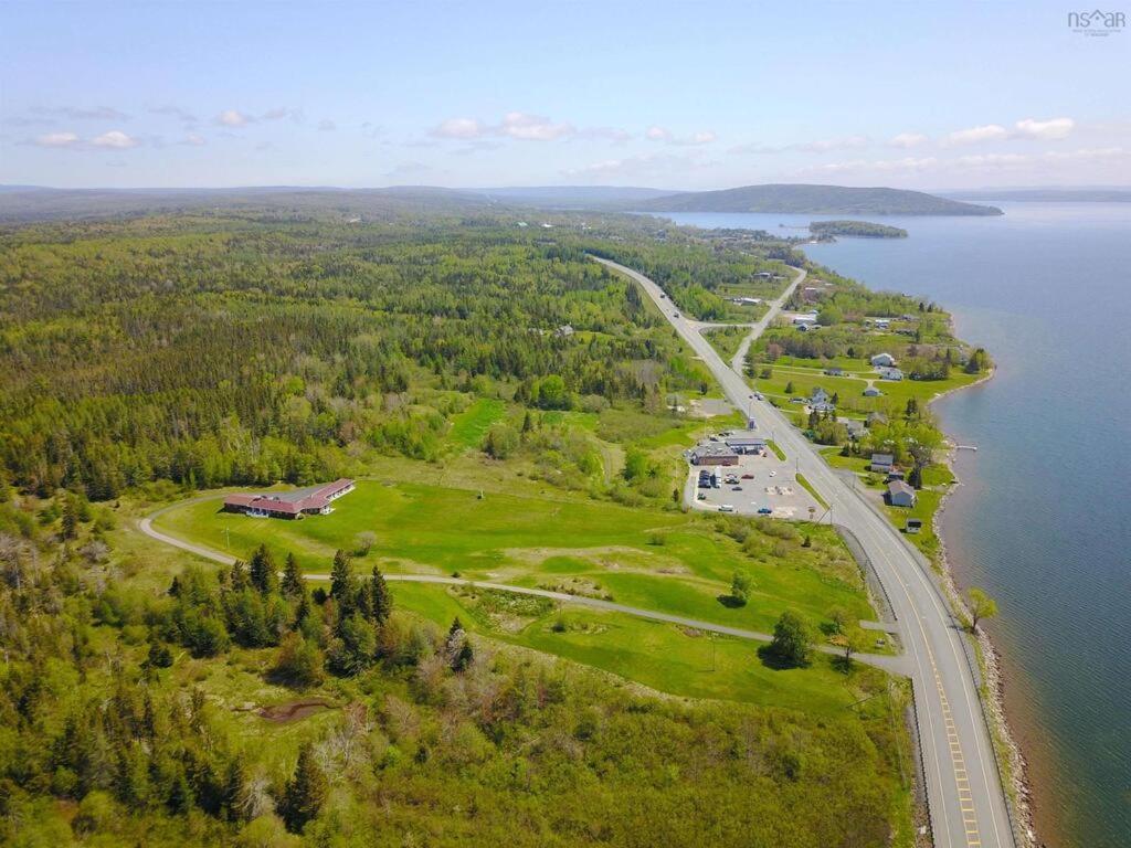 Baddeck Inn Eksteriør bilde